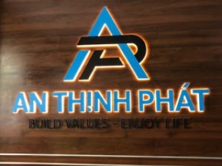 Bộ chữ inox sơn đèn sáng chân gỗ MDF