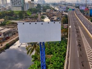 Tất tần tật thông tin về ngành biển hiệu quảng cáo, pano ngoài trời và màn hình LED 2026
