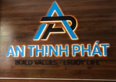 Bộ chữ inox sơn đèn sáng chân gỗ MDF