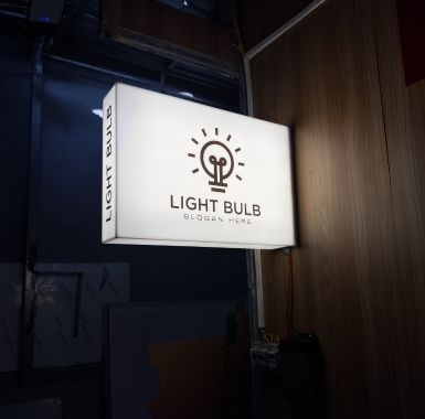 Bảng hiệu hộp đèn