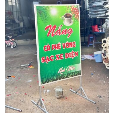 Bảng hiệu quảng cáo hộp đèn