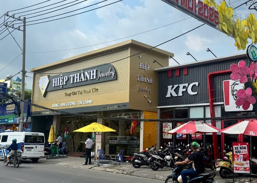 bảng hiệu mica chữ nổi