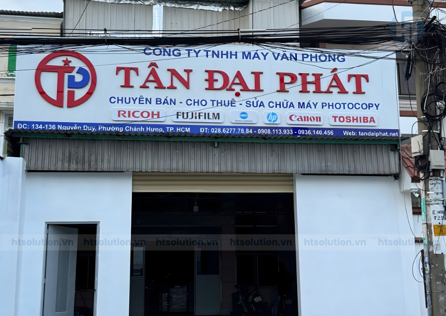 bảng hiệu ngoài trời