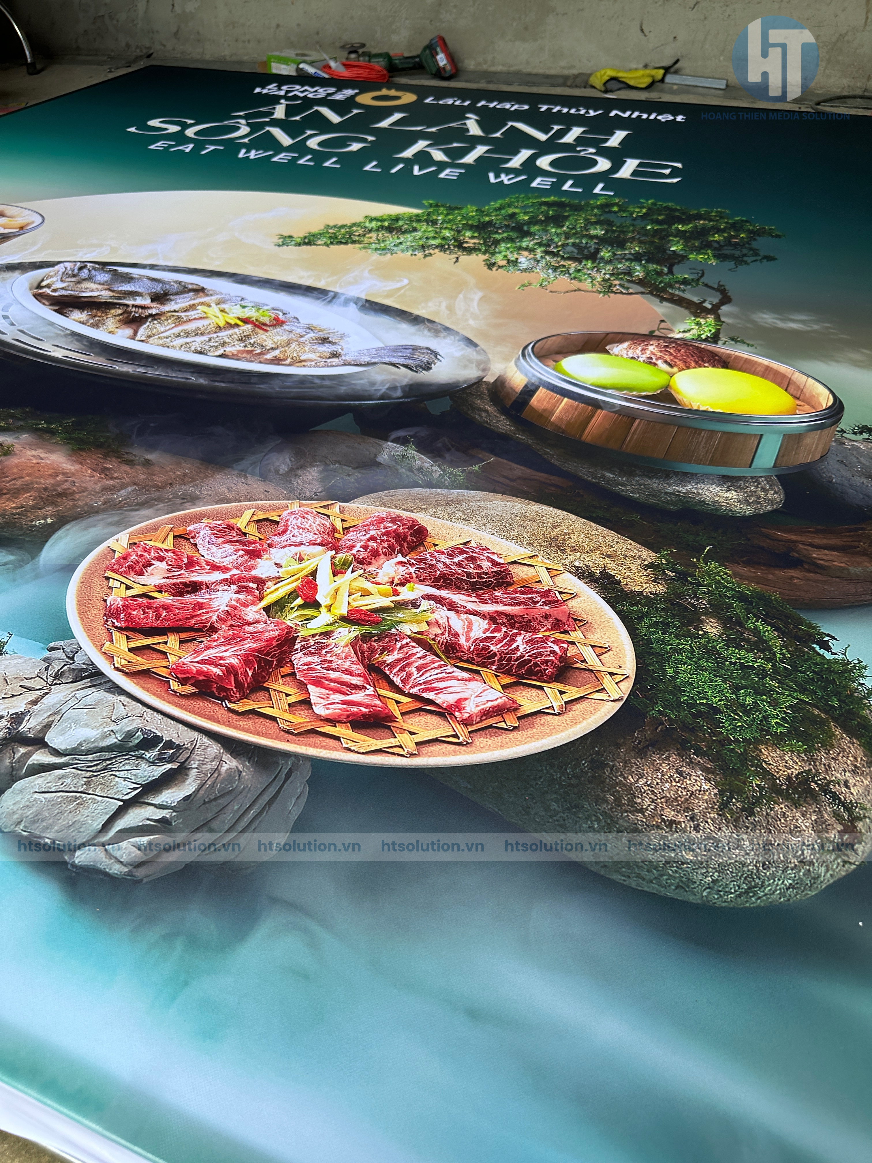 bạt quảng cáo