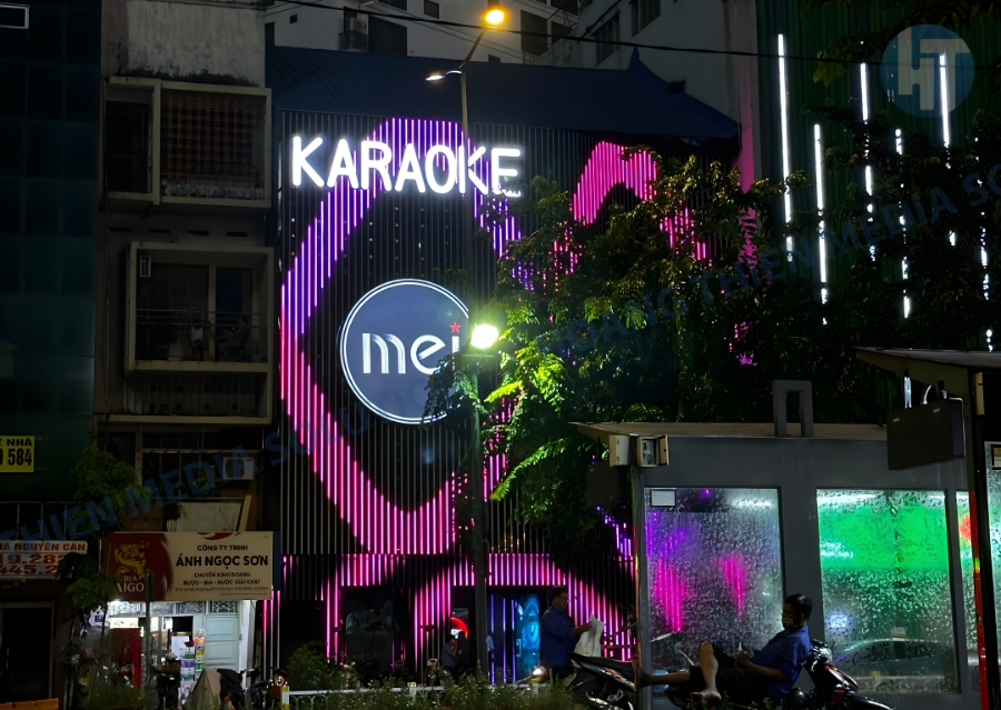 bảng hiệu logo hộp đèn